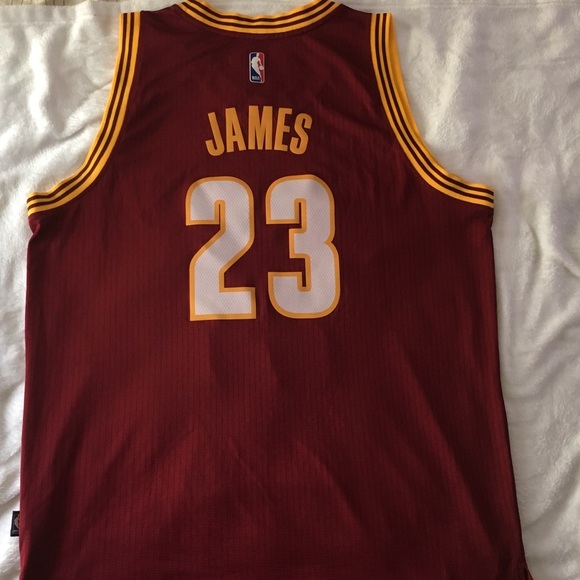 lebron james maroon jersey